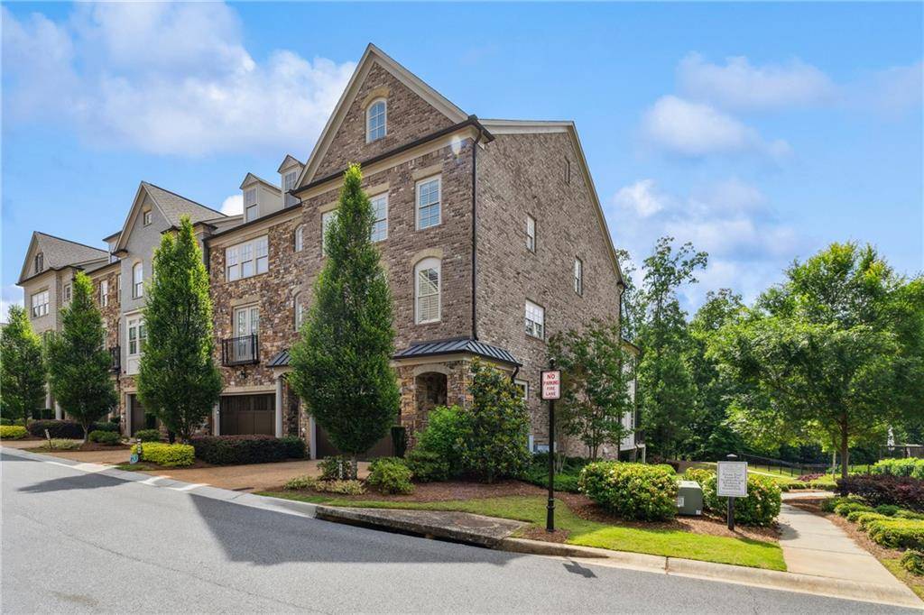 Atlanta, GA 30339,502 Abbington River LN