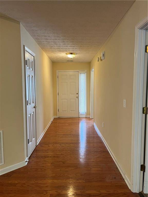 Loganville, GA 30052,964 Village View CIR