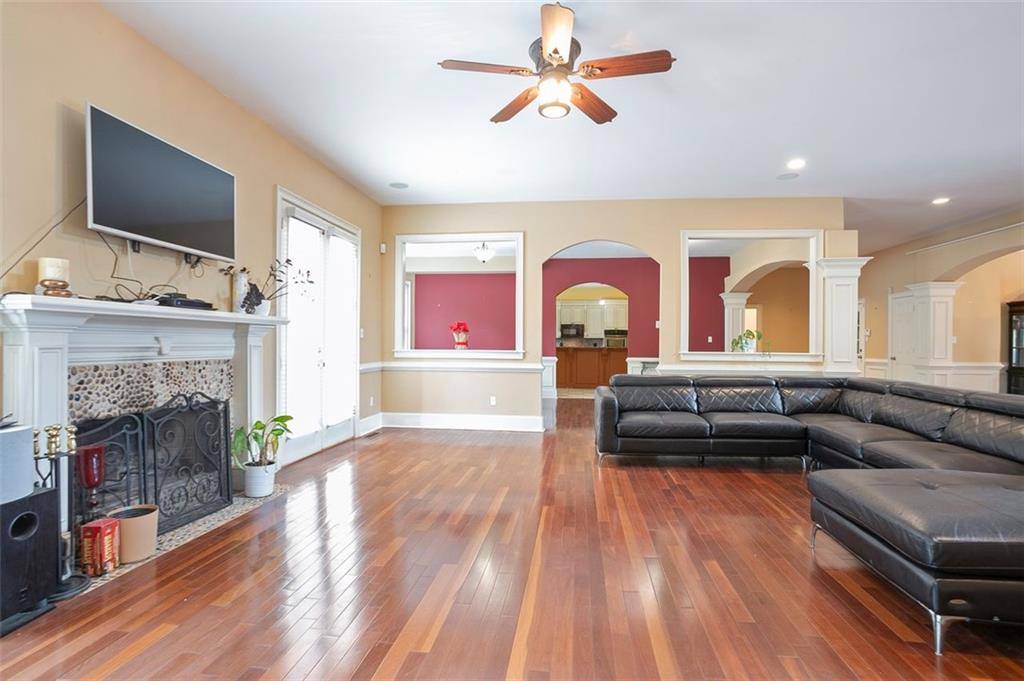 Atlanta, GA 30331,4370 DANFORTH RD SW