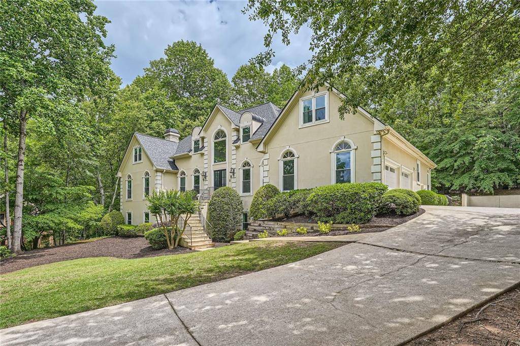 Roswell, GA 30075,5940 Plantation DR