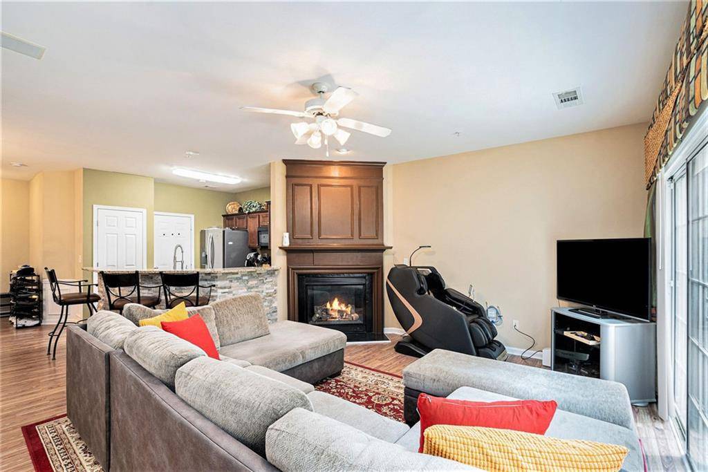 Woodstock, GA 30188,129 Finsbury LN
