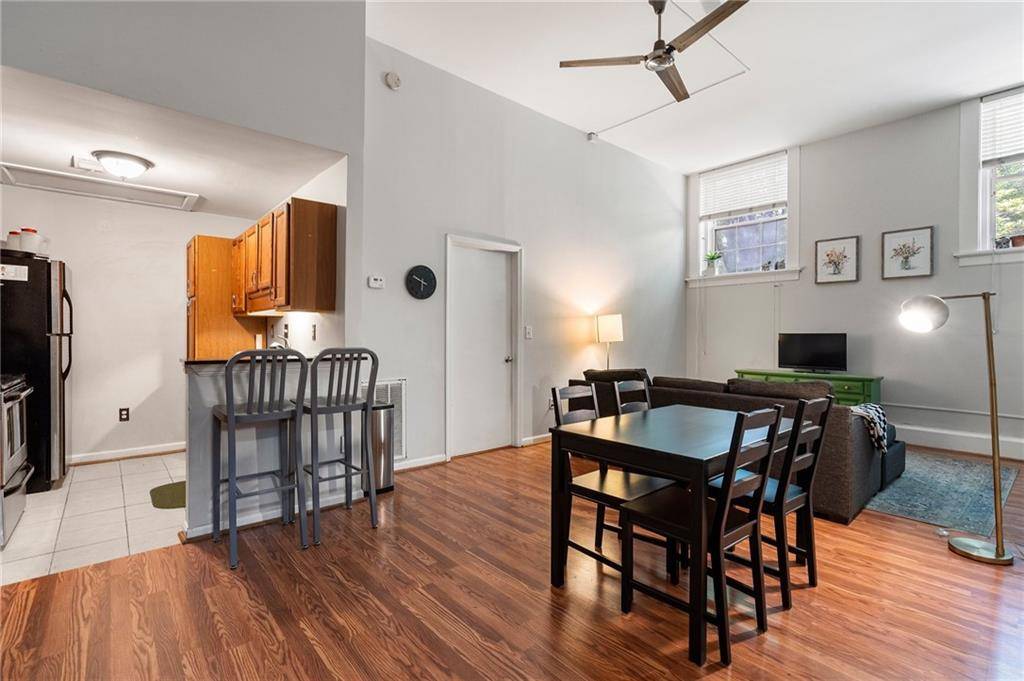 Atlanta, GA 30318,1031 State ST NW #106