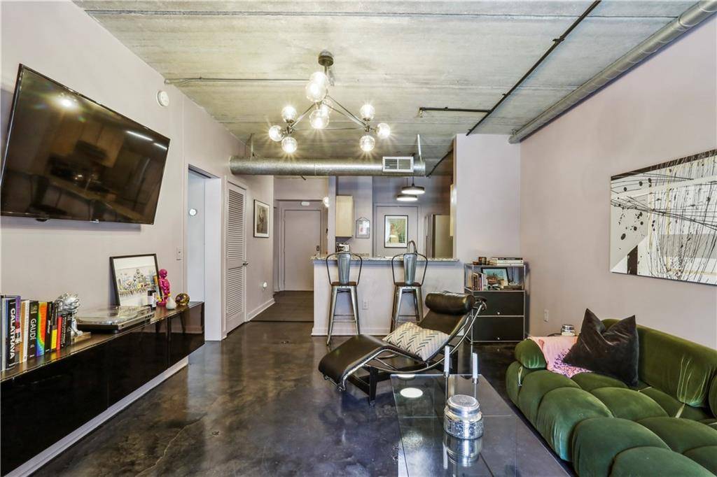 Atlanta, GA 30308,800 Peachtree ST NE #1014
