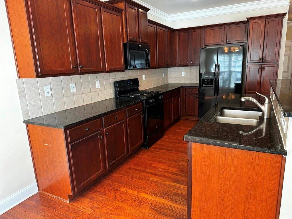 Alpharetta, GA 30004,3182 Buck WAY