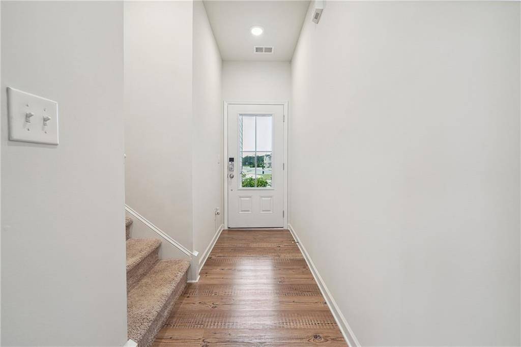 Flowery Branch, GA 30542,5207 Canberra DR