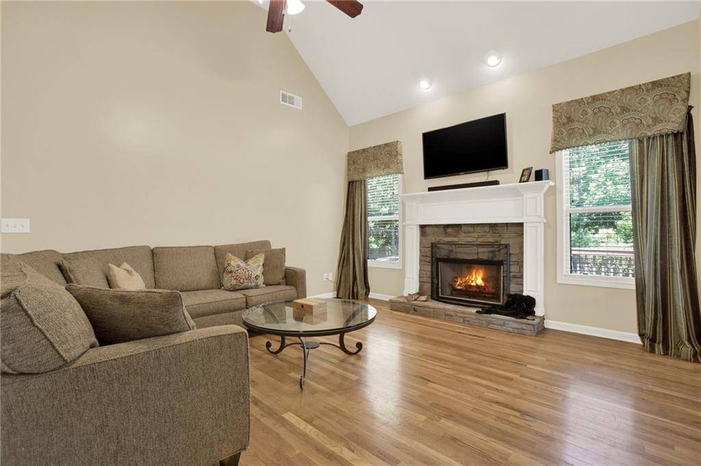 White, GA 30184,34 Laurel WAY NE