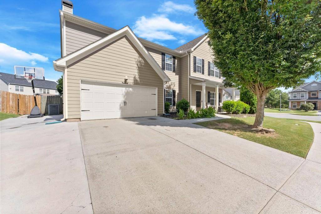 Braselton, GA 30517,1208 LOOWIT FALLS CT