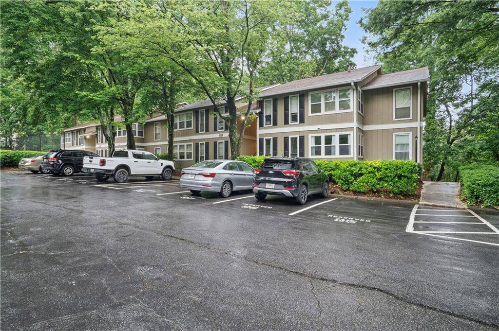 Atlanta, GA 30342,5157 Roswell RD #1