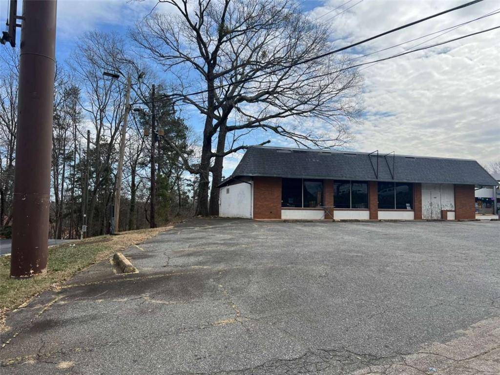 Gainesville, GA 30501,1686 Park Hill DR