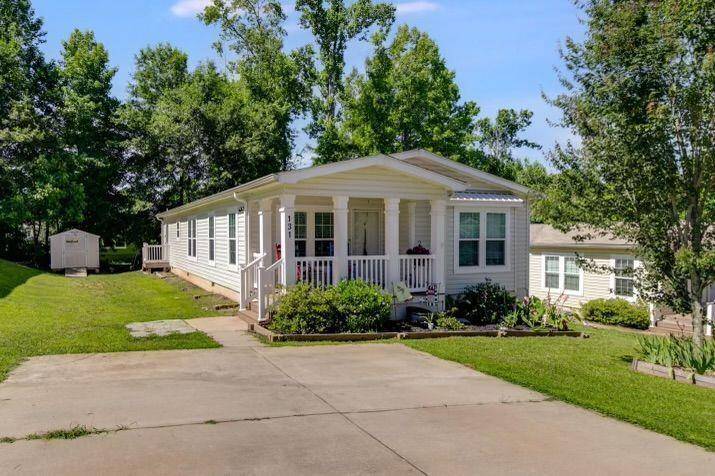 Newnan, GA 30263,131 Bob White LN