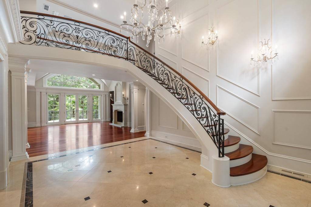 Atlanta, GA 30350,760 River Gate DR