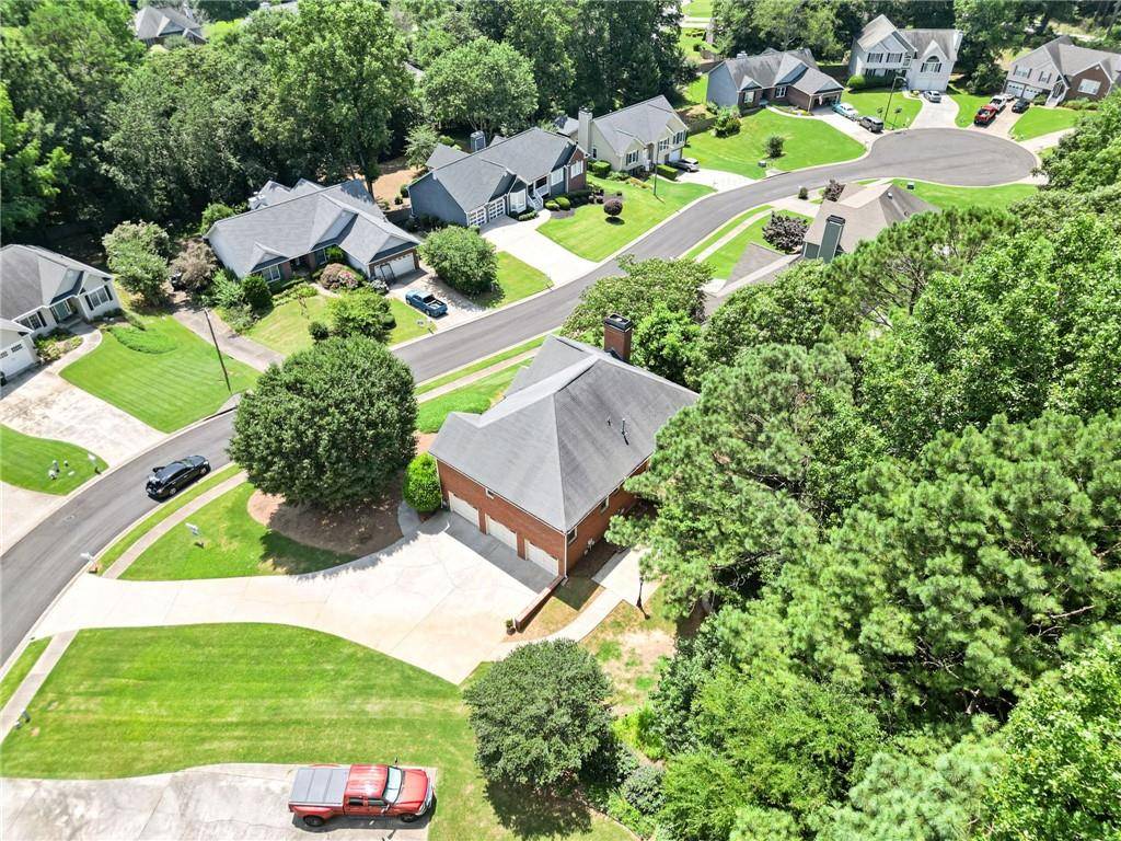 Acworth, GA 30102,208 Regency CT