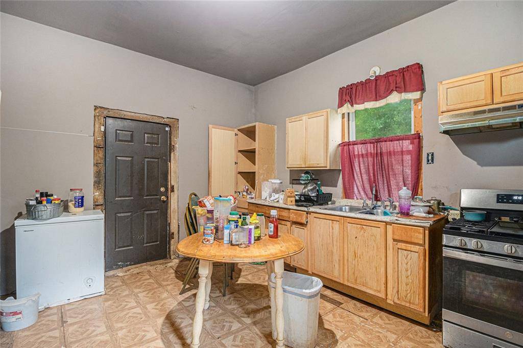 Griffin, GA 30223,227 Morris ST