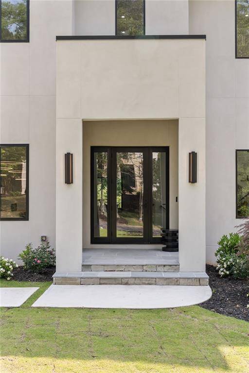 Atlanta, GA 30324,3293 Lenox PL NE