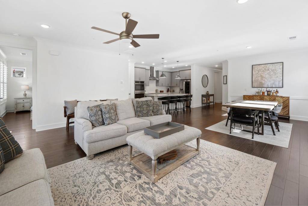 Woodstock, GA 30188,209 Floral Valley DR