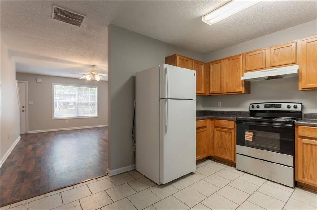 Lithonia, GA 30038,7070 Ravenwood LN