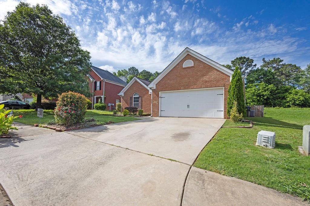 Ellenwood, GA 30294,3946 Village Crossing LN