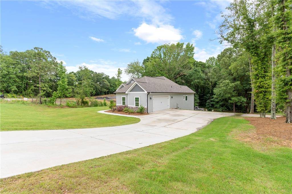 Braselton, GA 30517,2061 Davenport RD