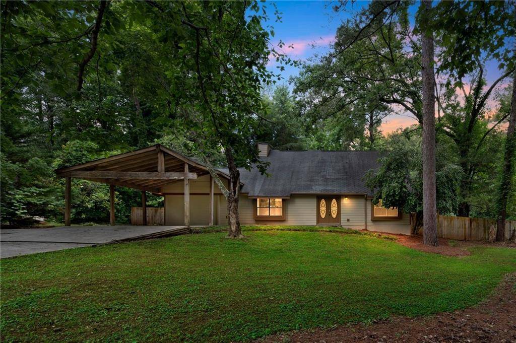 Stockbridge, GA 30281,112 Valley RD