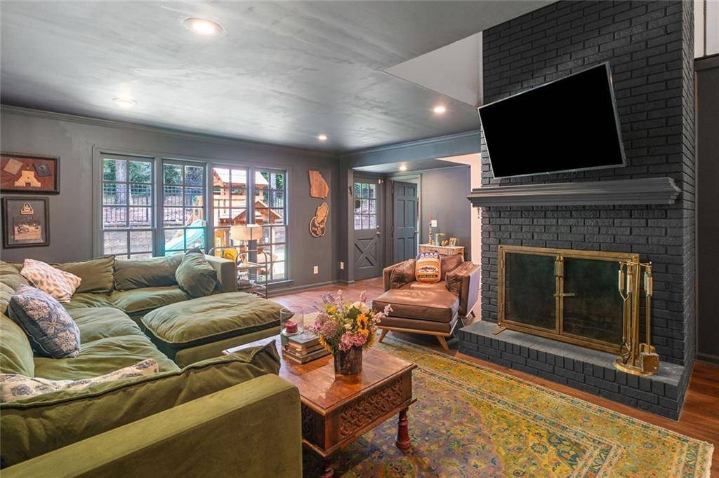 Marietta, GA 30064,3252 Custer Lake Drive Northwest DR NW