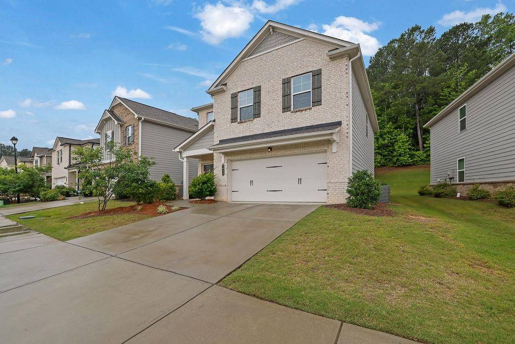 Hoschton, GA 30548,1998 Nuthatch DR