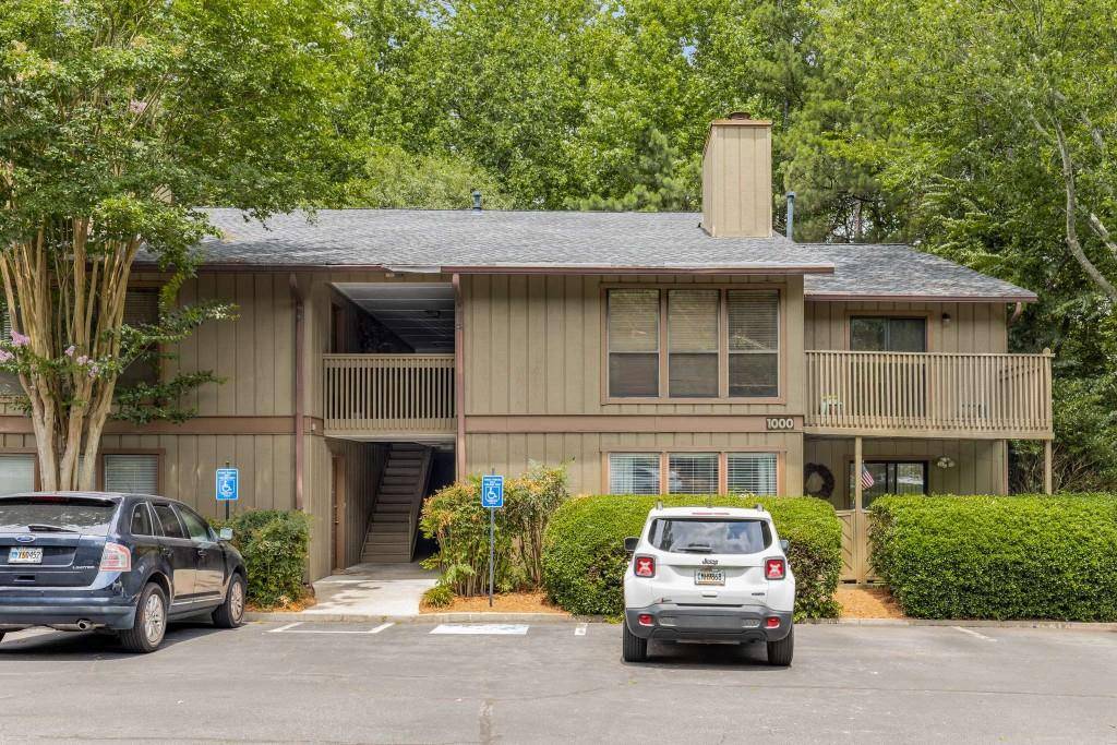 Dunwoody, GA 30338,1017 Dunbar DR