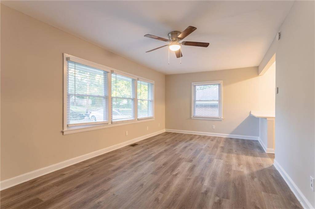 Atlanta, GA 30344,1760 Spring AVE
