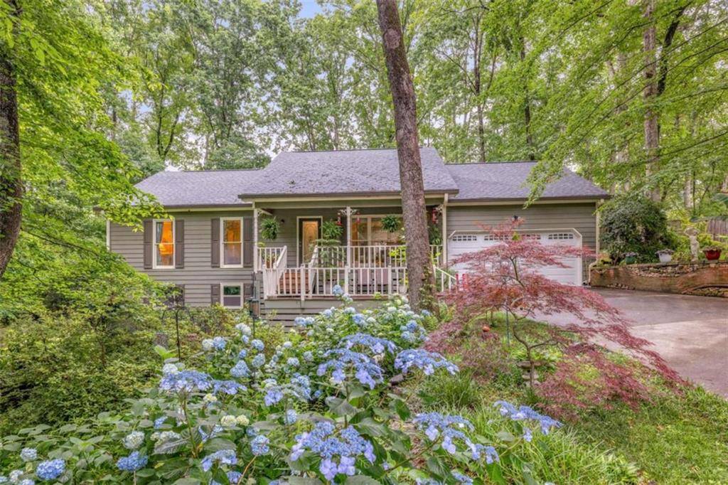 Auburn, GA 30011,1526 Oakleaf DR