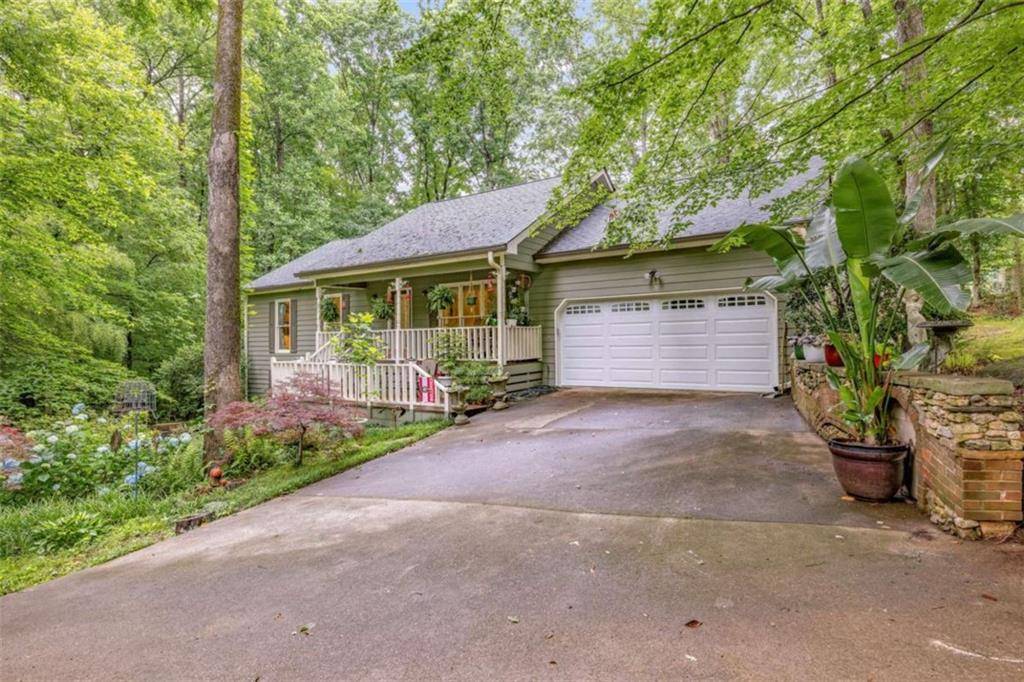 Auburn, GA 30011,1526 Oakleaf DR
