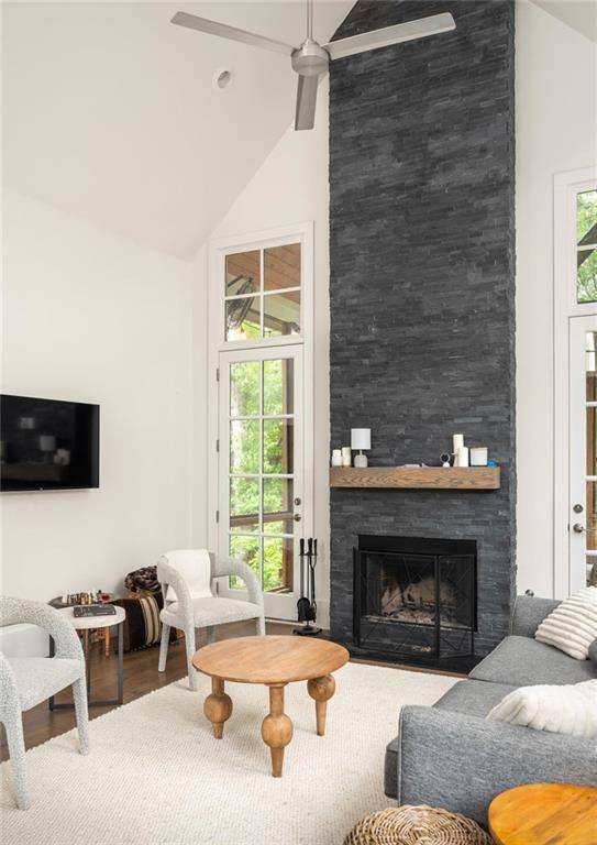 Chattahoochee Hills, GA 30268,385 Anders N
