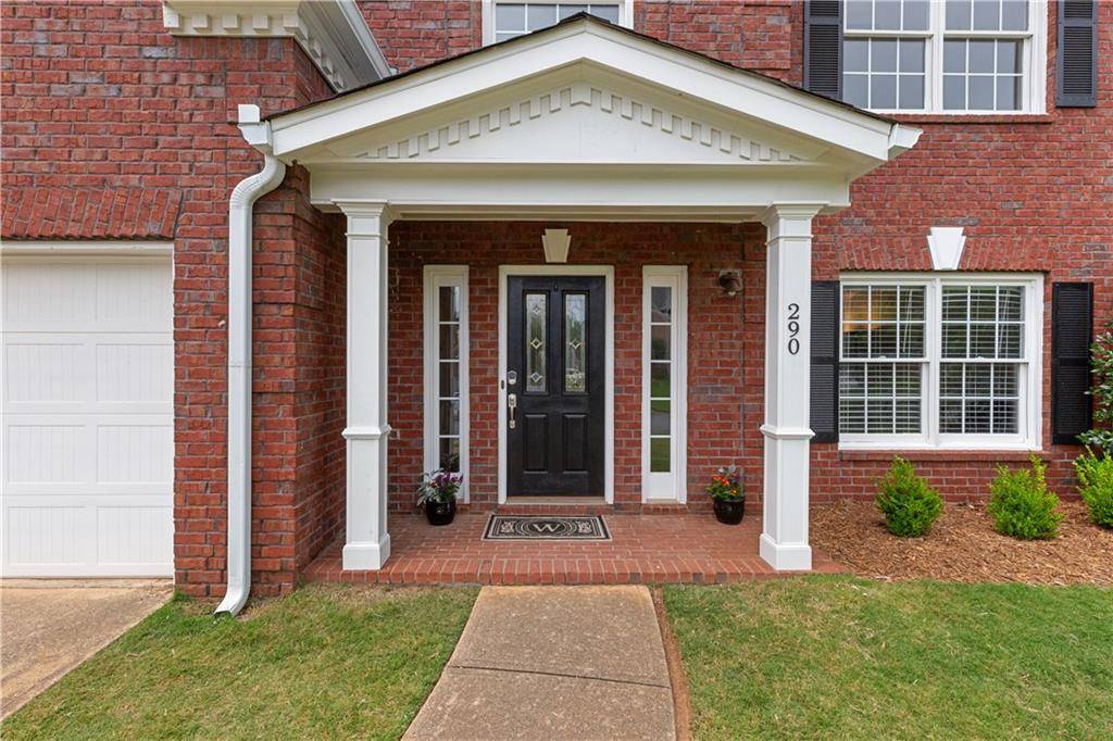 Roswell, GA 30076,290 Bluff Oak DR