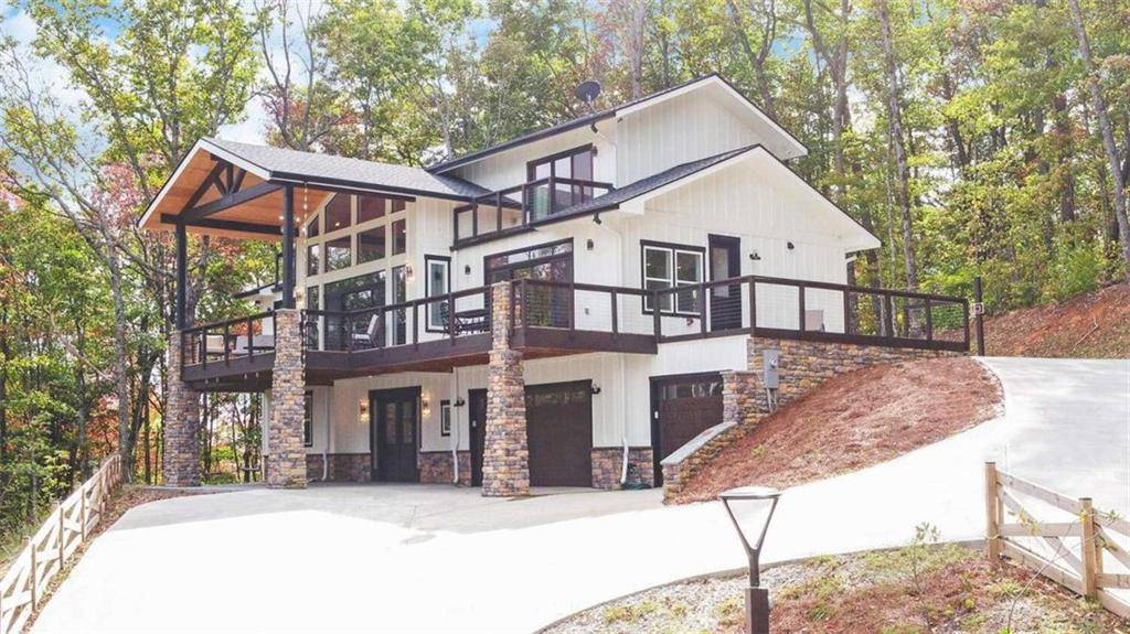 Rabun Gap, GA 30568,333 Favor LN