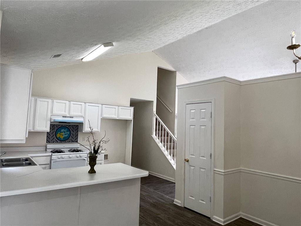 Lawrenceville, GA 30044,2915 Camelot Woods DR