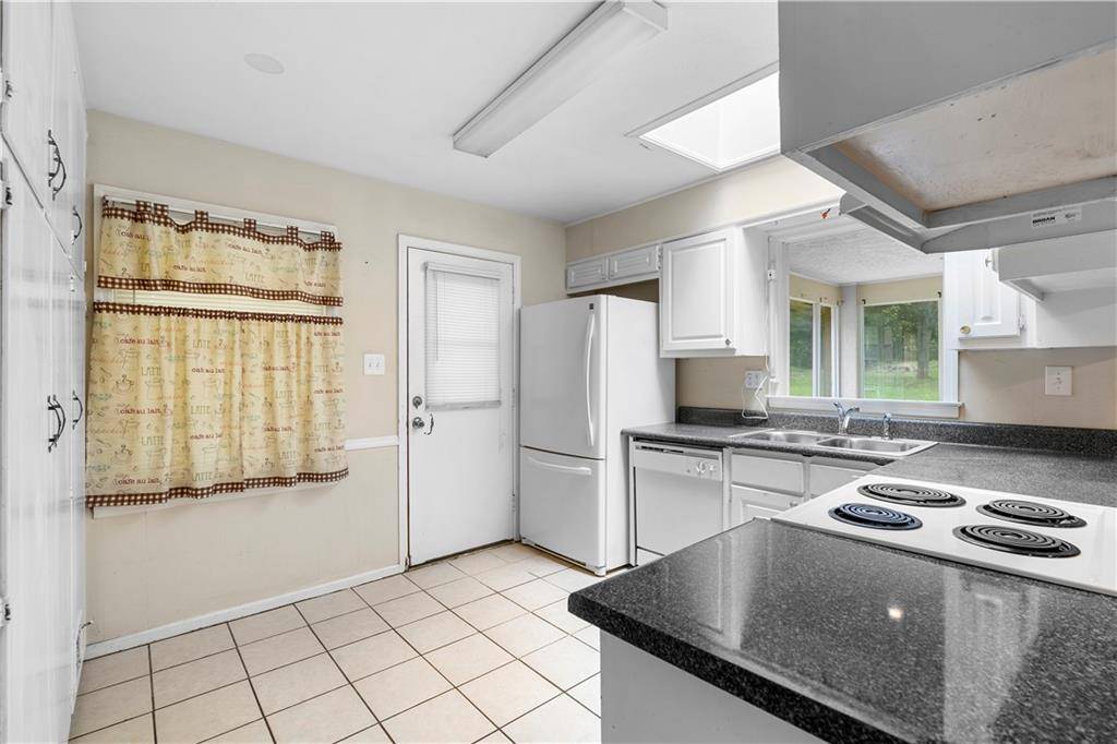 Atlanta, GA 30349,2135 Knighton DR