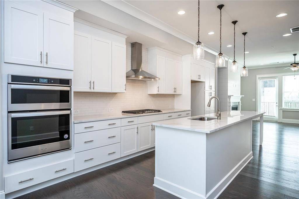 Sandy Springs, GA 30328,6655 Sterling DR