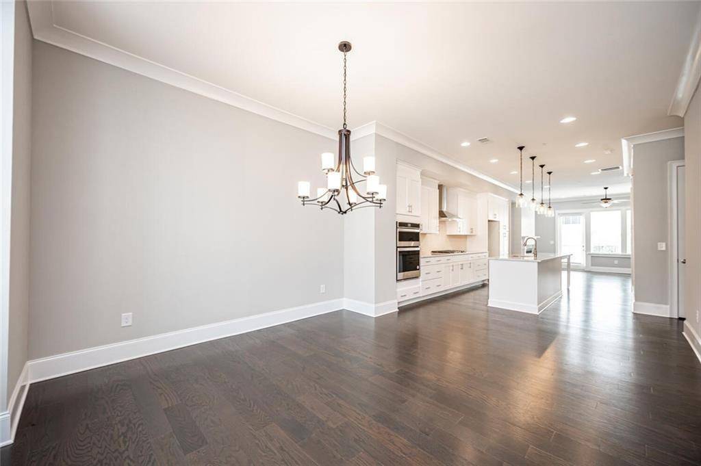 Sandy Springs, GA 30328,6655 Sterling DR