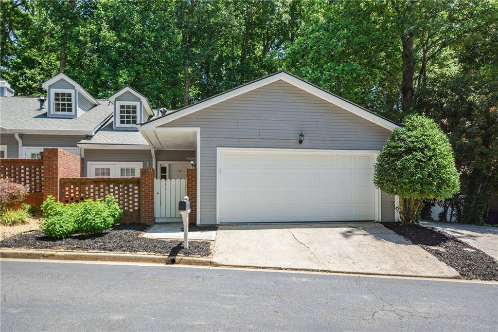 Brookhaven, GA 30319,2992 Crosswycke Forest DR NE