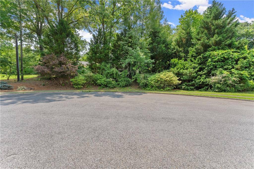 Gainesville, GA 30501,1748 Oak Tree HOLW