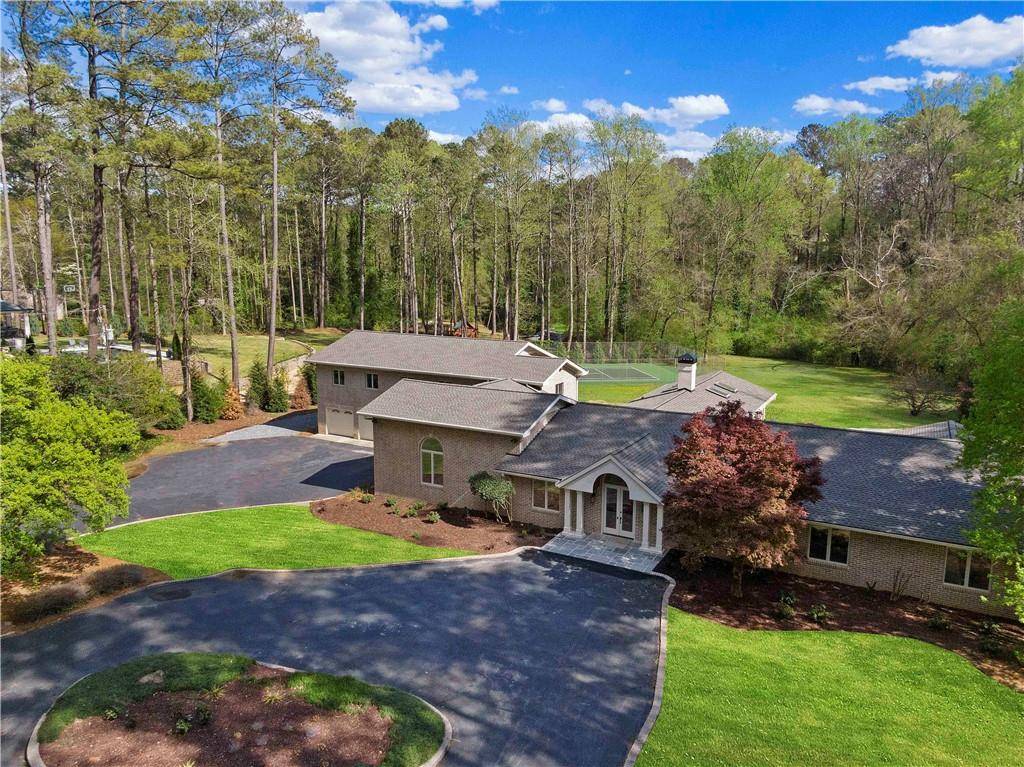 Sandy Springs, GA 30327,860 Crest Valley DR