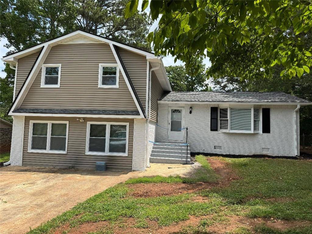 Lilburn, GA 30047,1094 Amber RDG SW