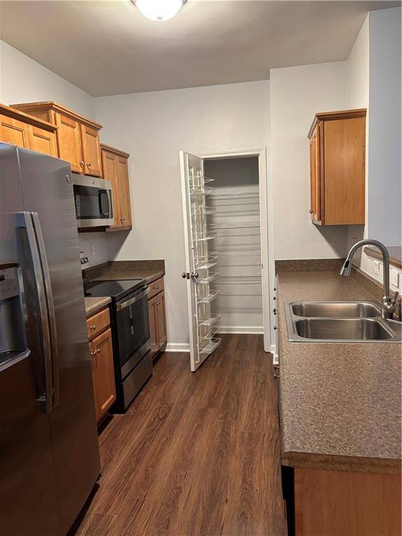 Canton, GA 30114,121 Riverwatch CT