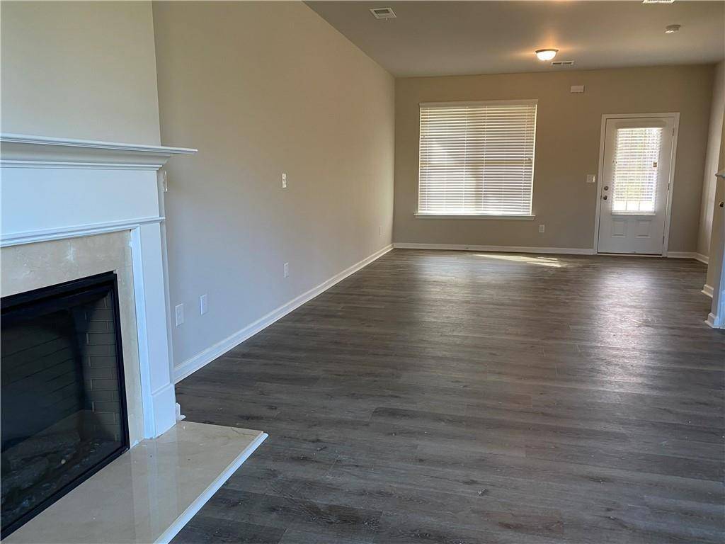 Calhoun, GA 30701,101 Mcginnis CIR