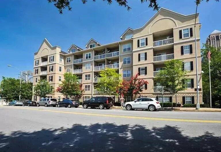 Atlanta, GA 30309,1075 Peachtree WALK #A205