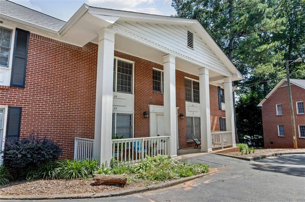 Decatur, GA 30030,135 E Hill St #22