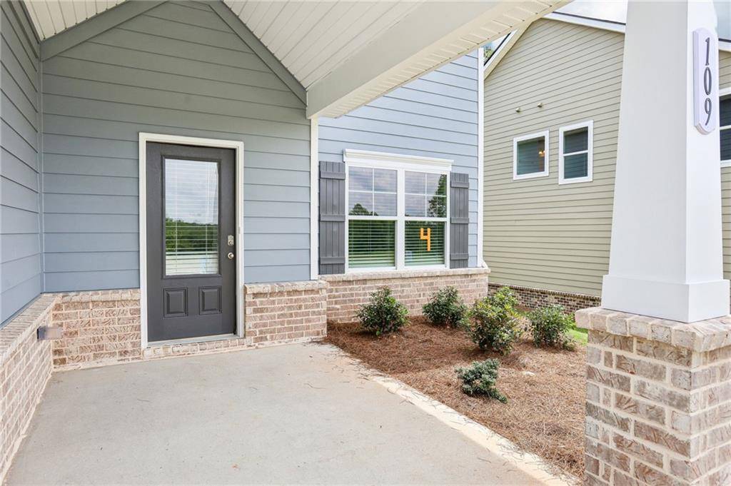Winder, GA 30680,218 Cedar Wood TRCE