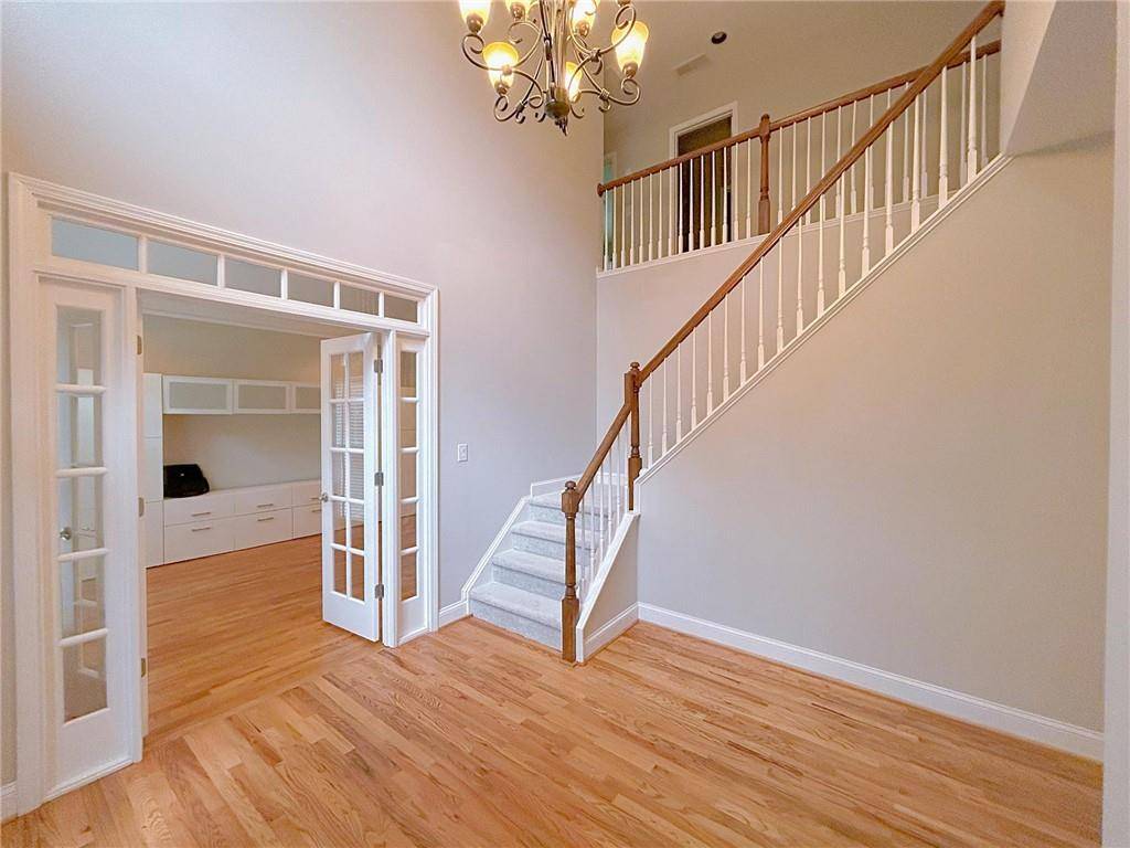 Alpharetta, GA 30005,280 Graystone WAY