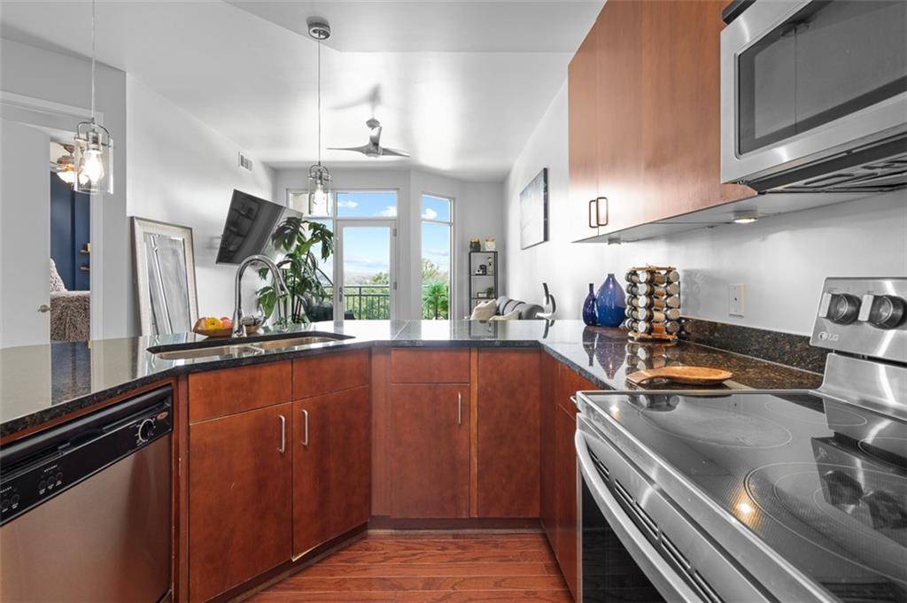 Atlanta, GA 30324,711 Cosmopolitan DR NE #625