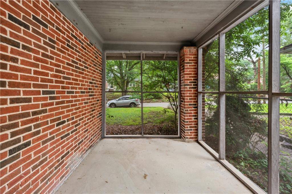 Atlanta, GA 30310,944 Deckner AVE SW