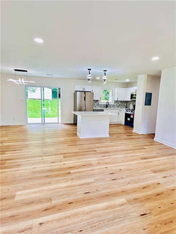 Decatur, GA 30035,4074 Green Hawk TRL