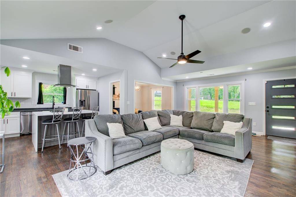 Atlanta, GA 30311,1740 DODSON DR SW